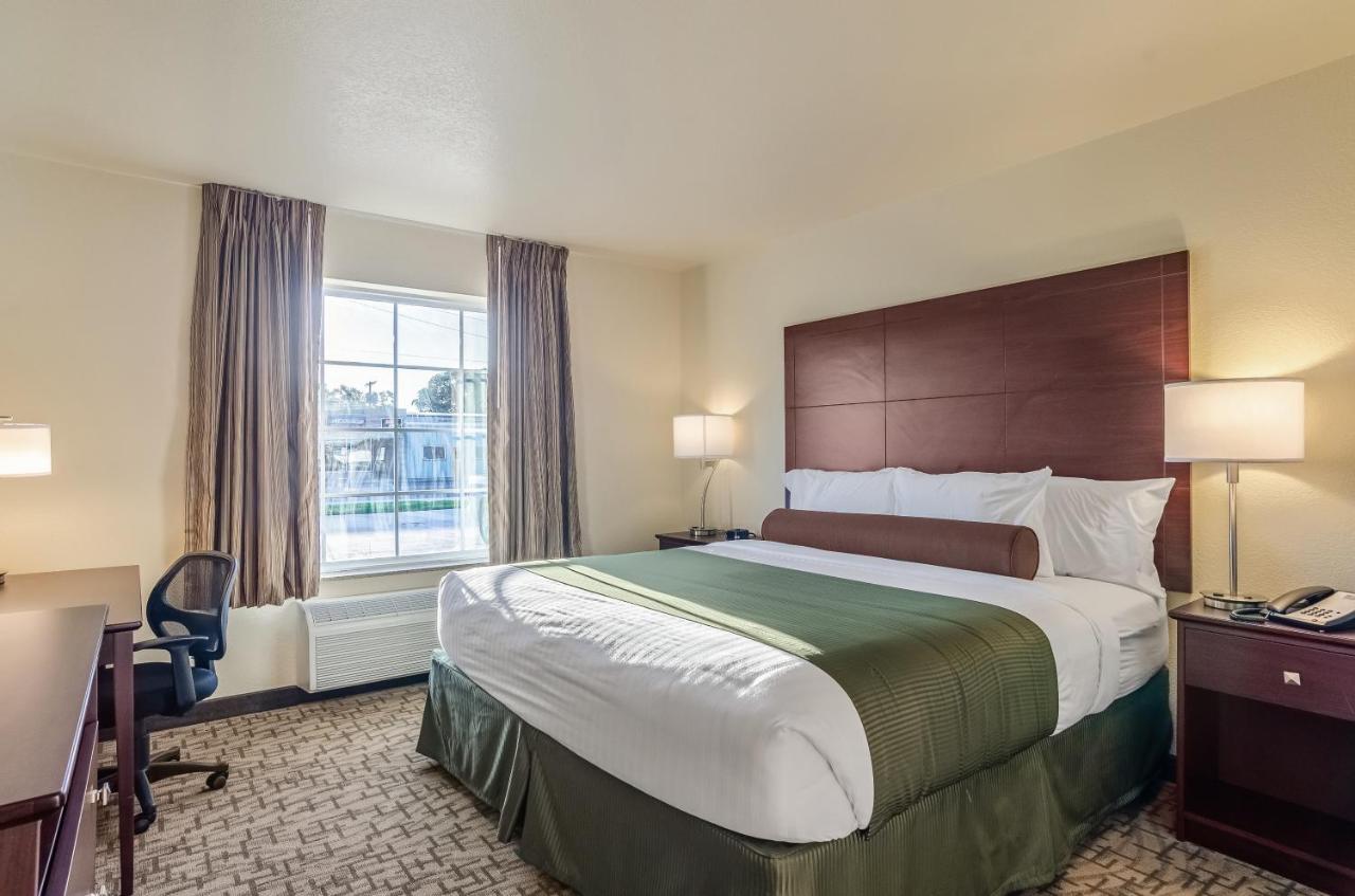 Cobblestone Inn & Suites - Bridgeport Eksteriør billede